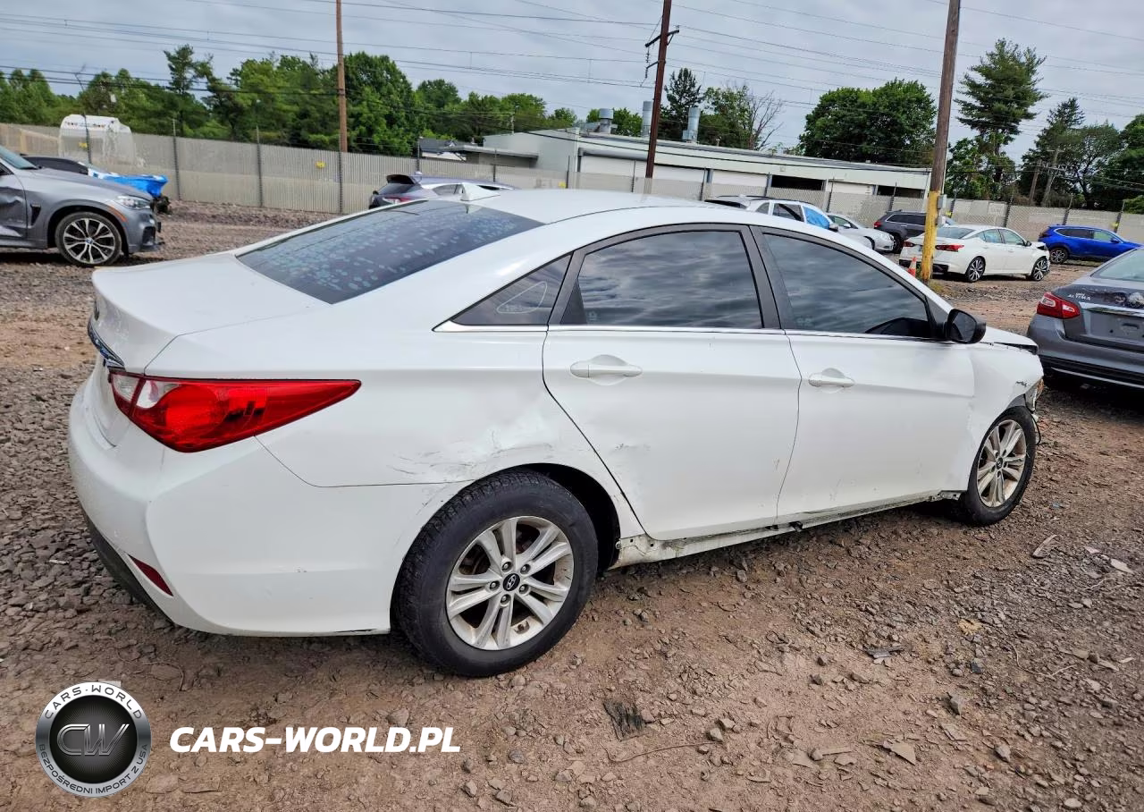 2014 Hyundai Sonata Gls VIN:5NPEB4ACXEH837414 - 3