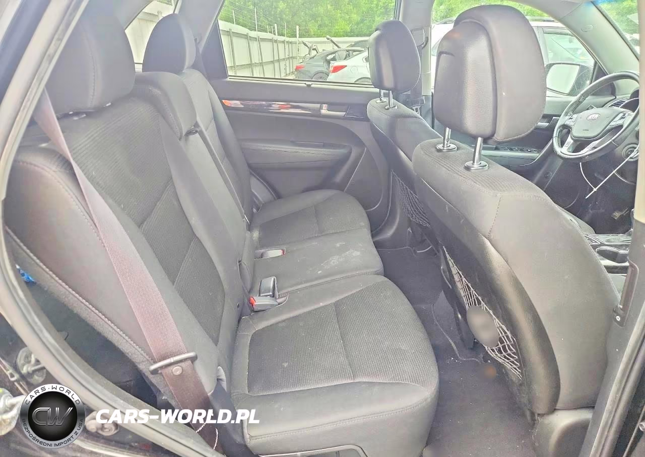 2015 Kia Sorento Lx VIN:5XYKT4A63FG634867 - 11