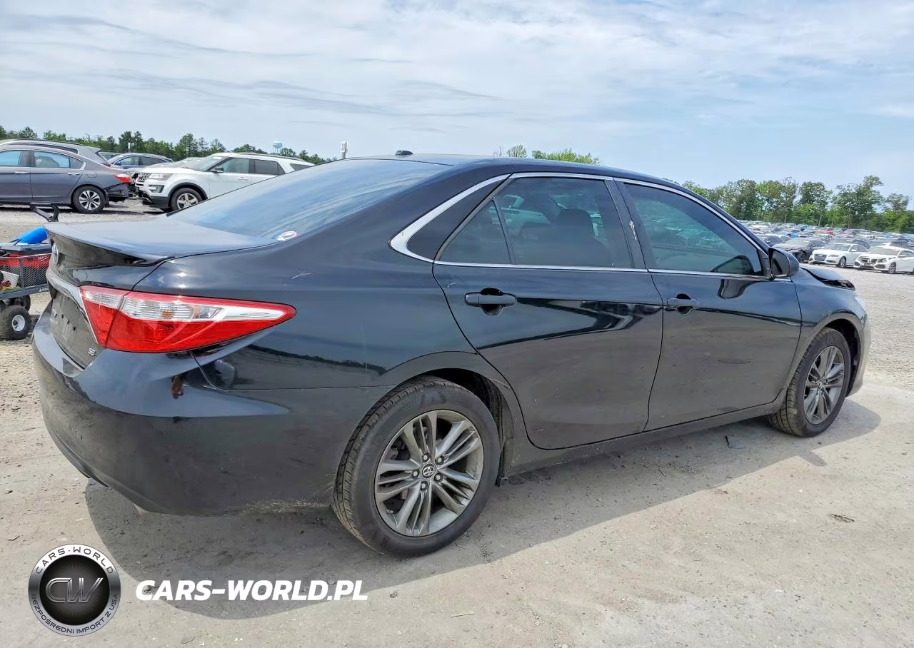 2017 Toyota Camry Se VIN:4T1BF1FK6HU316931 - 3