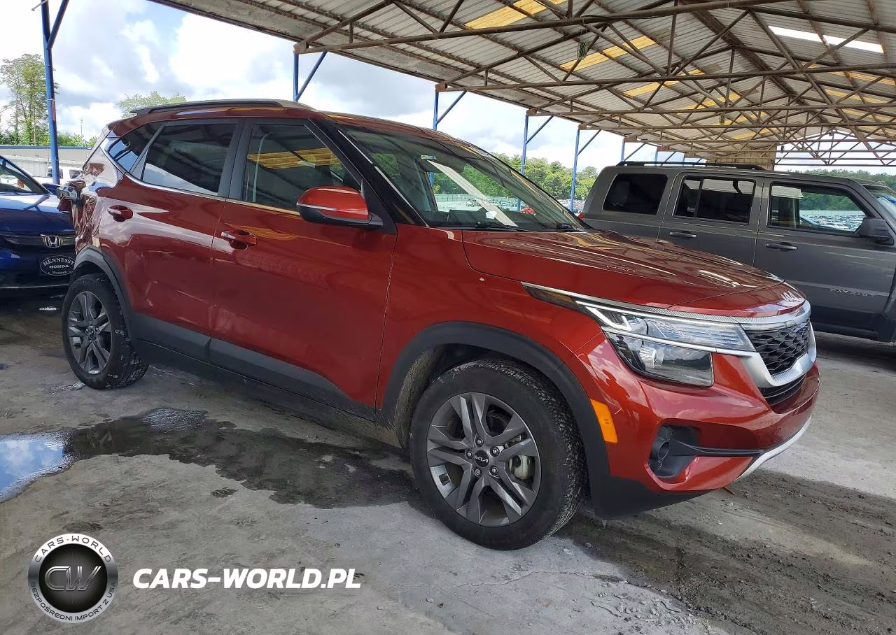 2023 Kia Seltos S VIN:KNDEU2AA6P7438181 - 4
