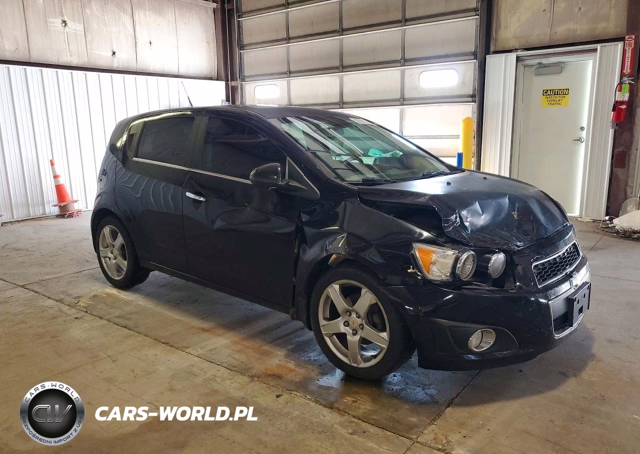 CHEVROLET SONIC LTZ VIN:1G1JE6SB9C4196761 - 4