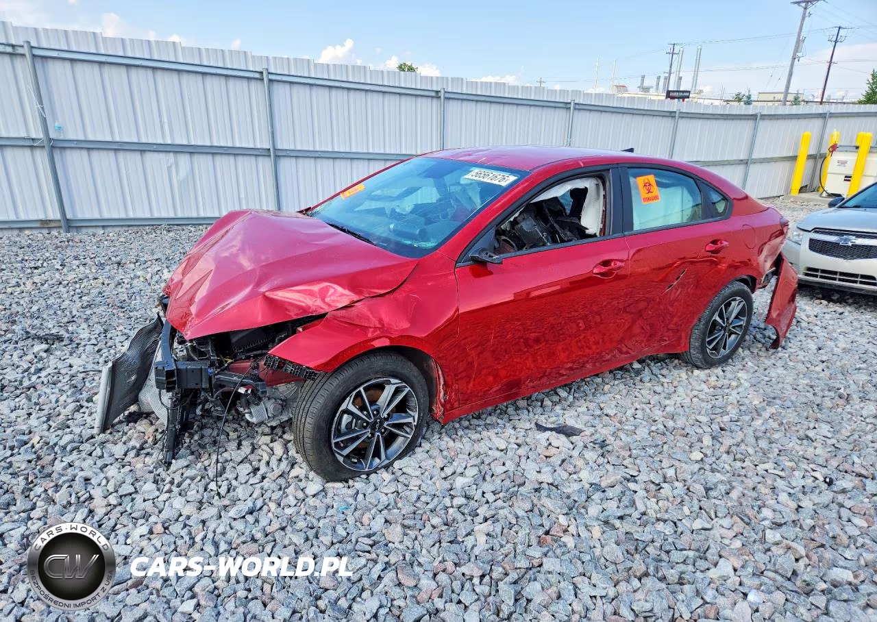 2024 Kia Forte Lxs – zdjęcie 1 z 12