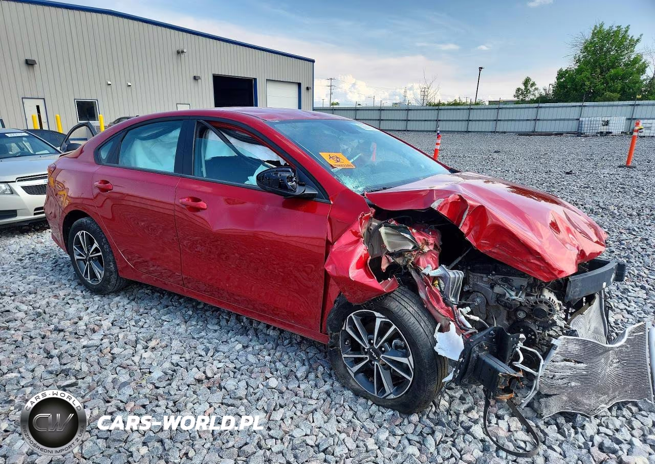 2024 Kia Forte Lxs VIN:3KPF24AD3RE767813 - 4