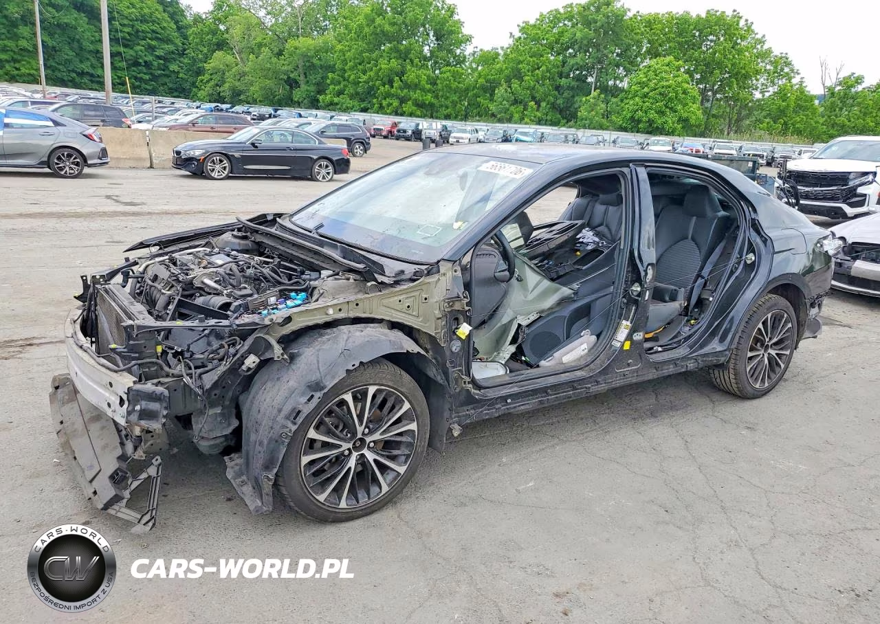 2019 Toyota Camry Se – zdjęcie 1 z 13