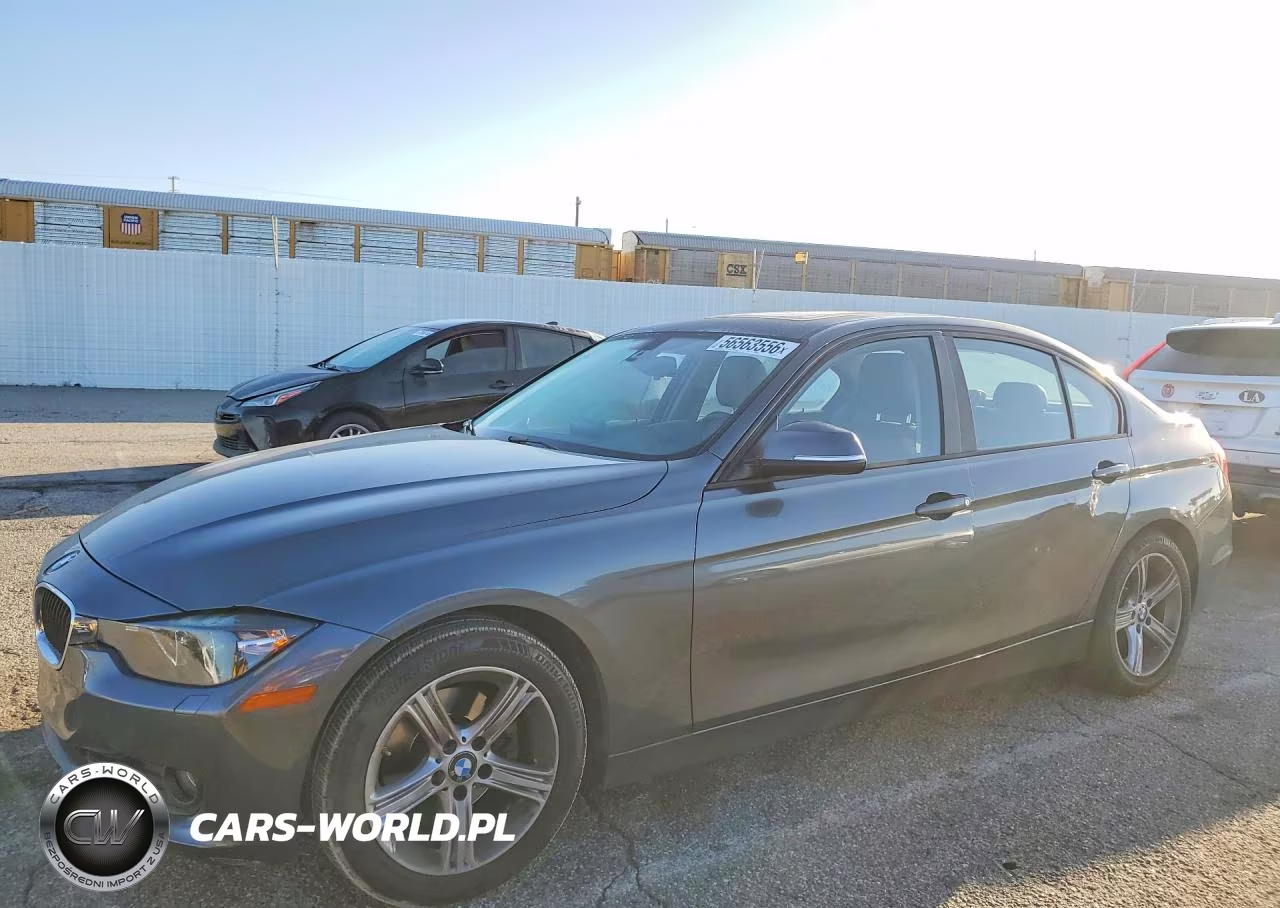 2013 BMW 328 I – zdjęcie 1 z 12