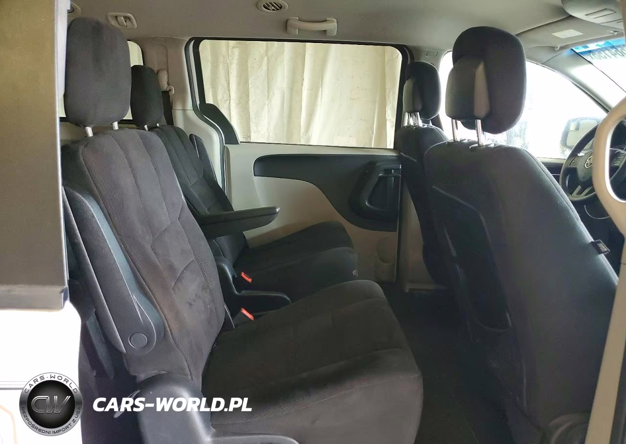 2011 Dodge Grand Caravan Express VIN:2D4RN4DG3BR732089 - 11