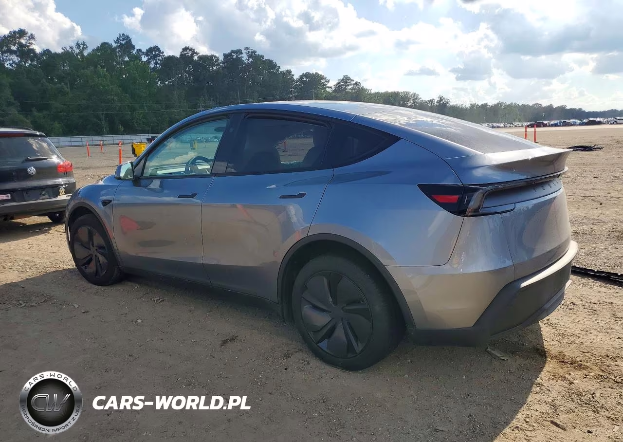 2026 Tesla Model Y VIN:7SAYGDEE6TA450767 - 2