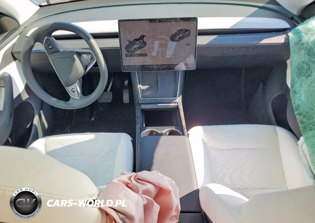 2026 Tesla Model Y VIN:7SAYGDEE6TA450767 - 8