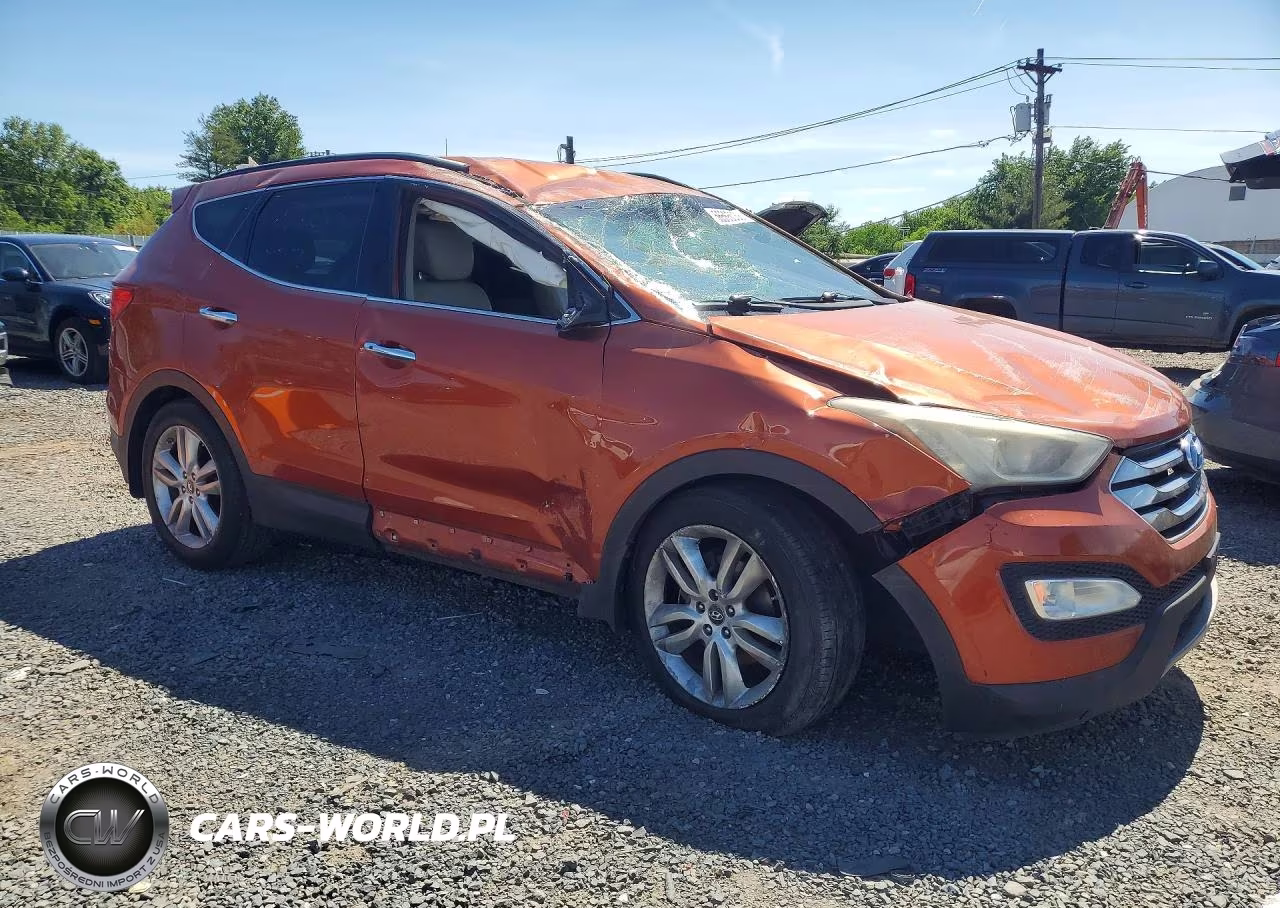 2013 Hyundai Santa Fe Sport 2.0T VIN:5XYZU3LA2DG047239 - 4