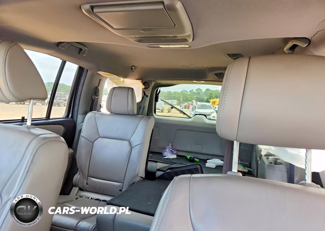 2013 Honda Pilot Touring VIN:5FNYF3H97DB024521 - 10