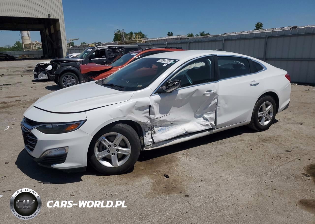 2020 Chev Malibu Ls