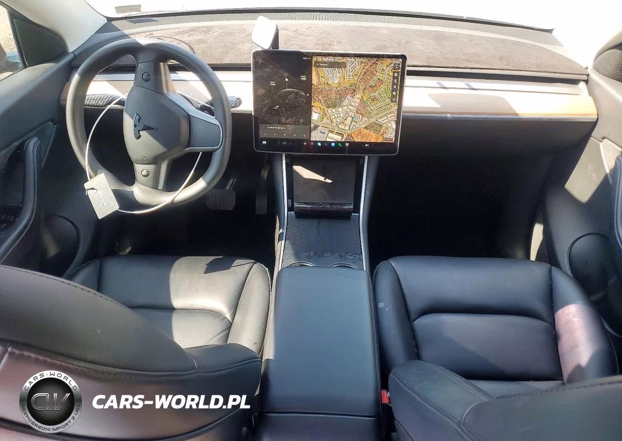 2020 Tesla Model Y VIN:5YJYGDEE9LF025639 - 8