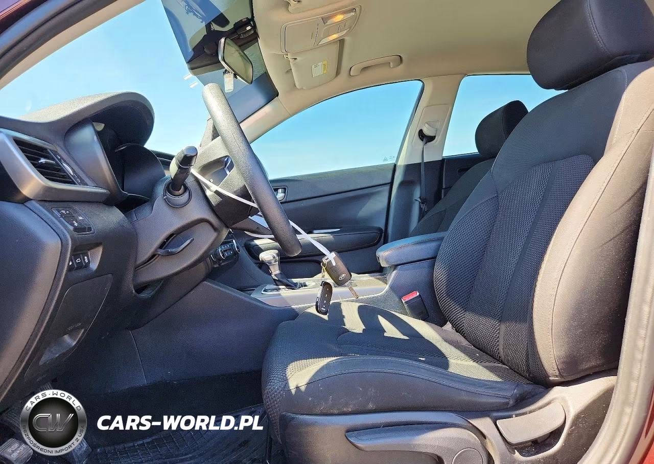 2019 Kia Optima Lx VIN:5XXGT4L30KG365041 - 7