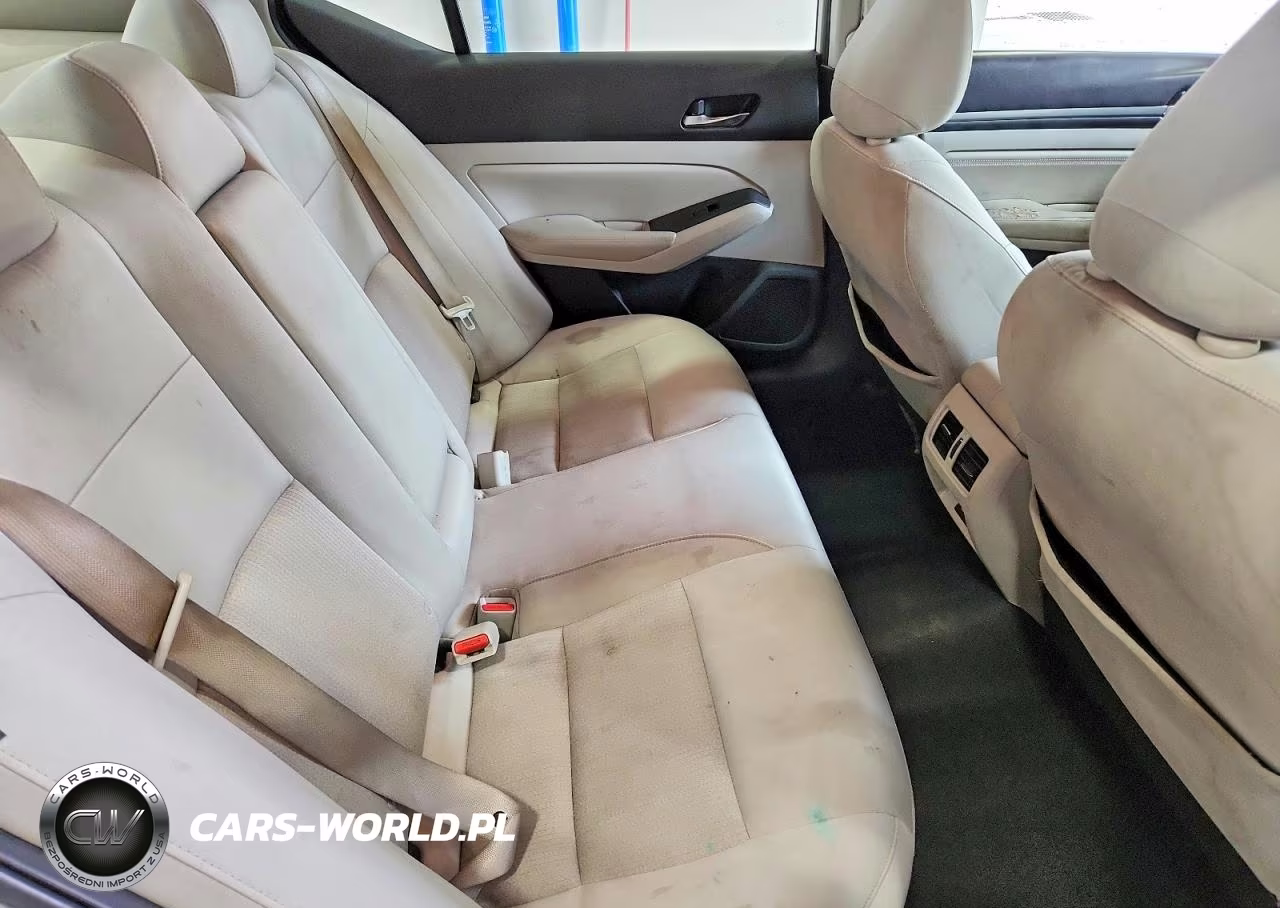 2019 Nissan Altima Sv VIN:1N4BL4DV9KC135367 - 10
