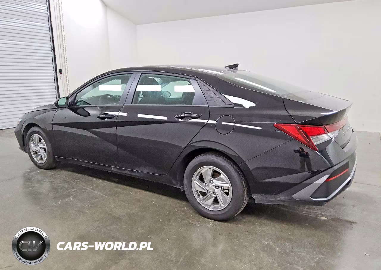 2026 Hyundai Elantra Se VIN:KMHLL4DG0TU203739 - 2