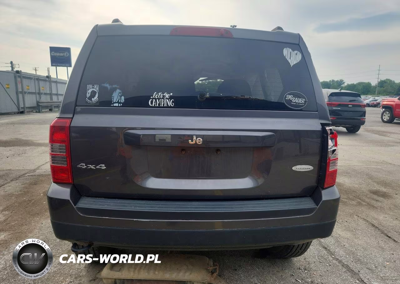 2014 Jeep Patriot Latitude VIN:1C4NJRFB3ED858689 - 6