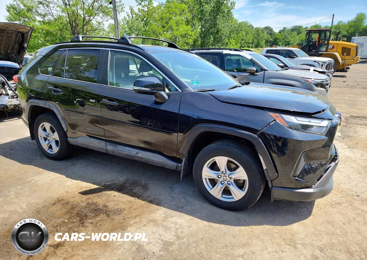 2024 Toyota Rav4 Hybrid Xle VIN:JTMRWRFV7RD261077 - 4