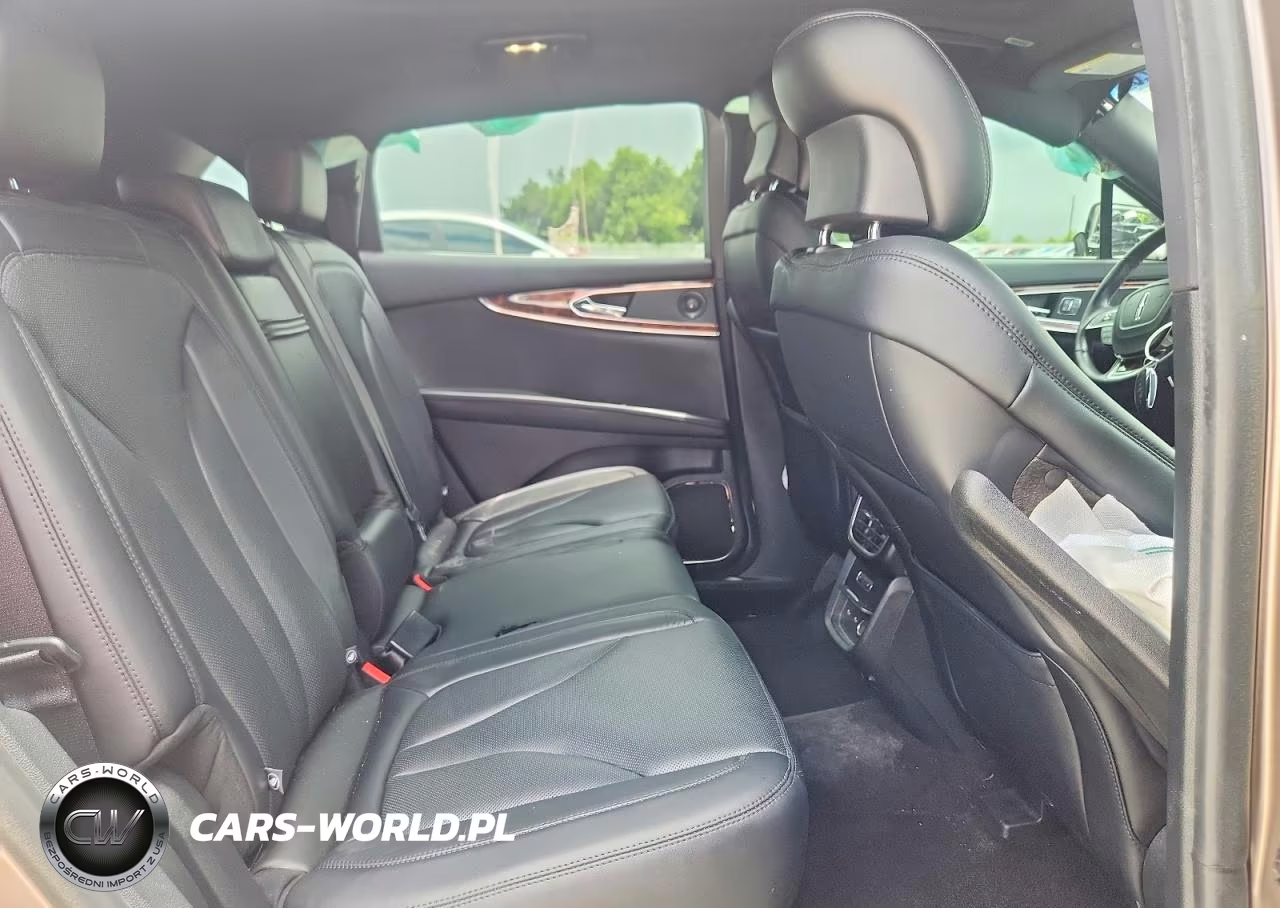2019 Lincoln Nautilus Reserve VIN:2LMPJ6L95KBL53912 - 11