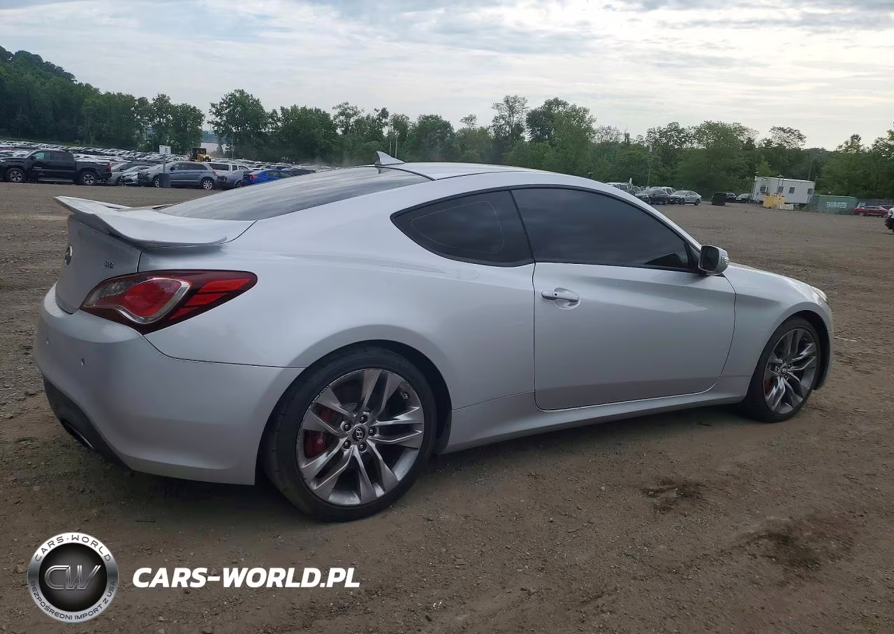 2015 Hyundai Genesis Coupe 3.8 Ultimate VIN:KMHHU6KJ3FU121943 - 3