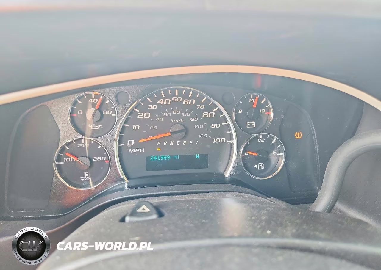 2013 Chevrolet Express G1500 VIN:1GCSGAFXXD1162555 - 9