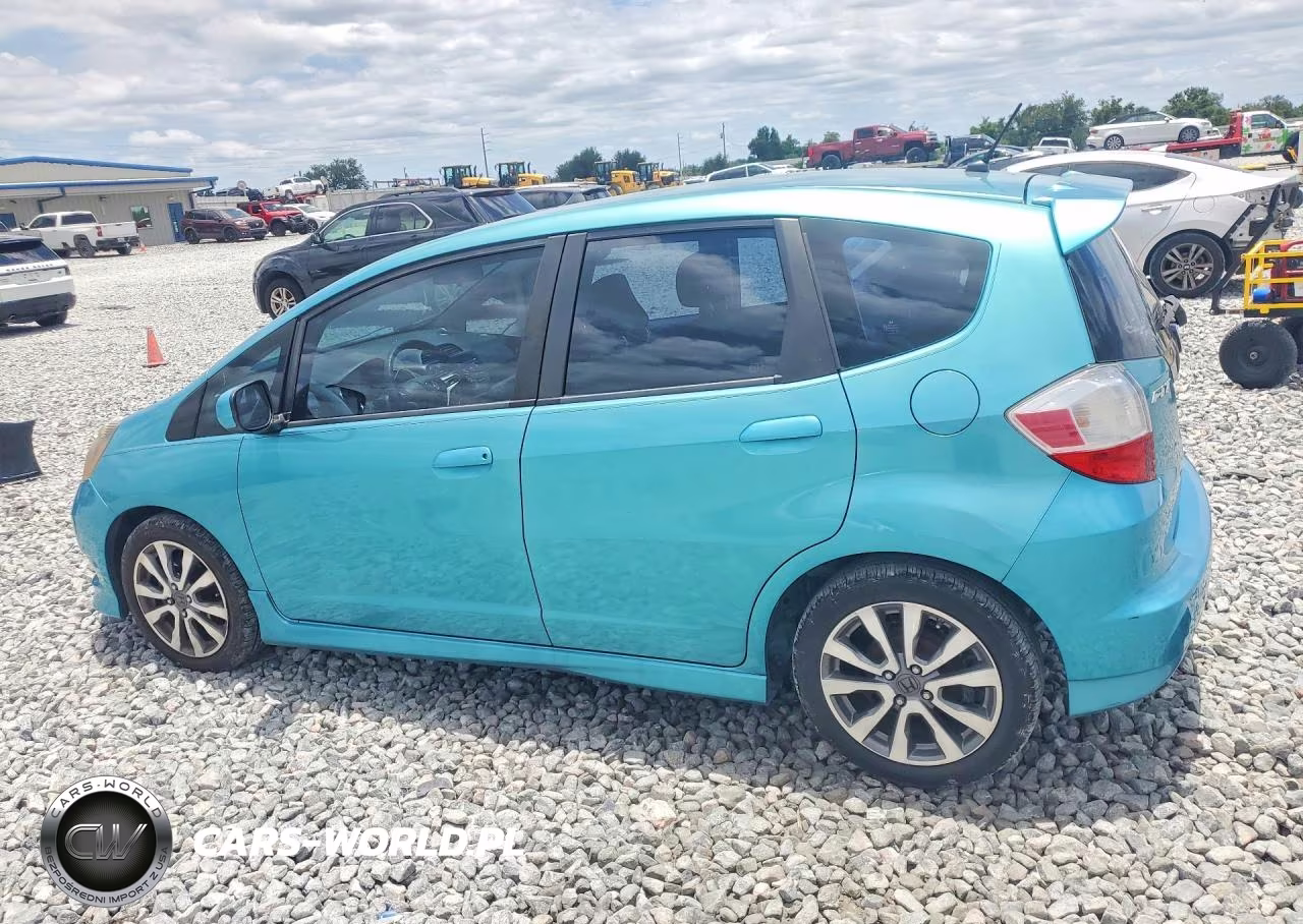 2013 Honda Fit Sport VIN:JHMGE8H56DC006998 - 2