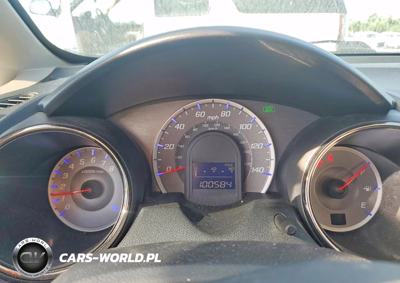 2013 Honda Fit Sport VIN:JHMGE8H56DC006998 - 9