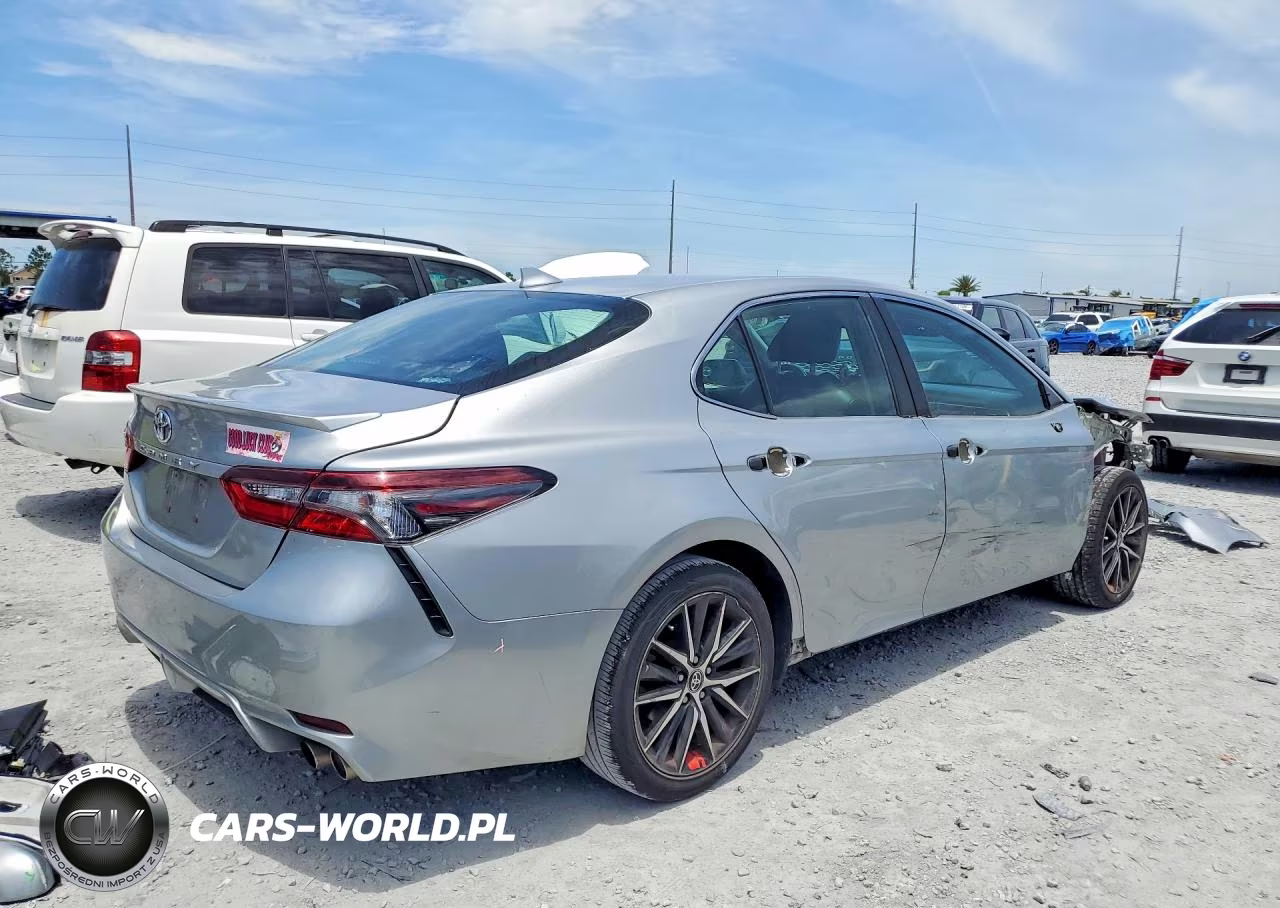 2021 Toyota Camry Se VIN:4T1G11AK2MU409645 - 3