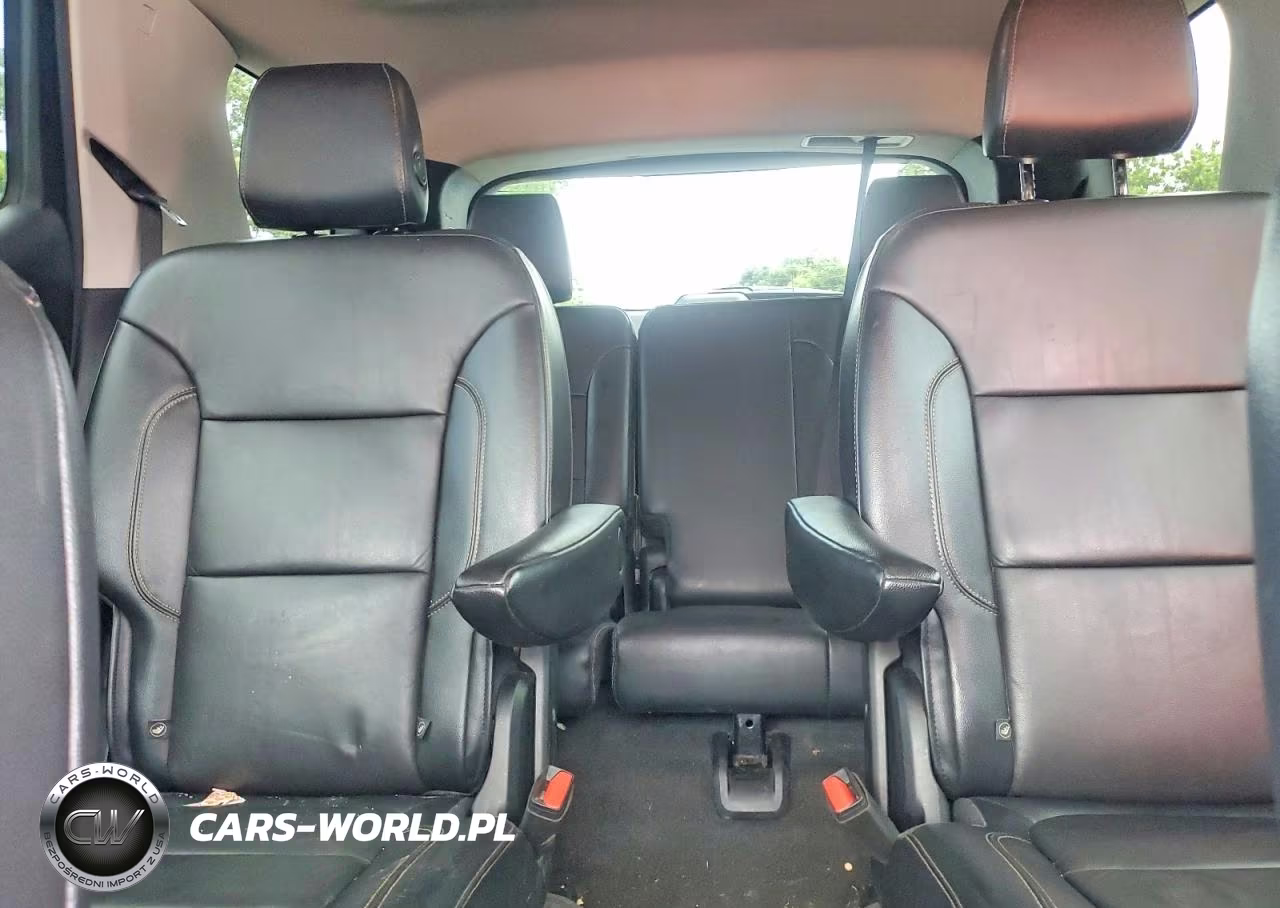 2018 Chevrolet Traverse VIN:1GNEVHKW9JJ108692 - 10