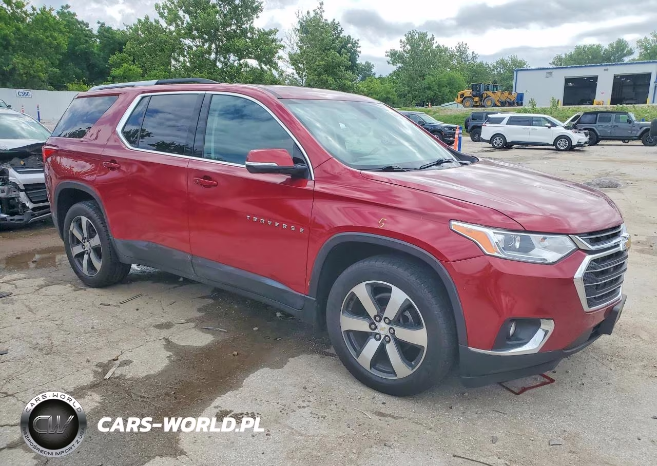 2018 Chevrolet Traverse VIN:1GNEVHKW9JJ108692 - 4