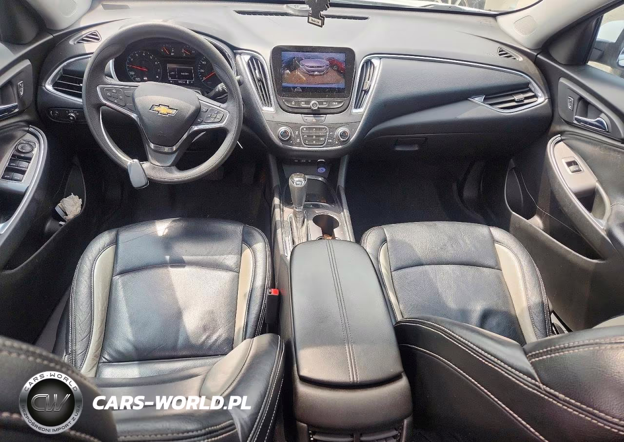 2019 Chevrolet Malibu Lt VIN:1G1ZD5ST2KF130256 - 8