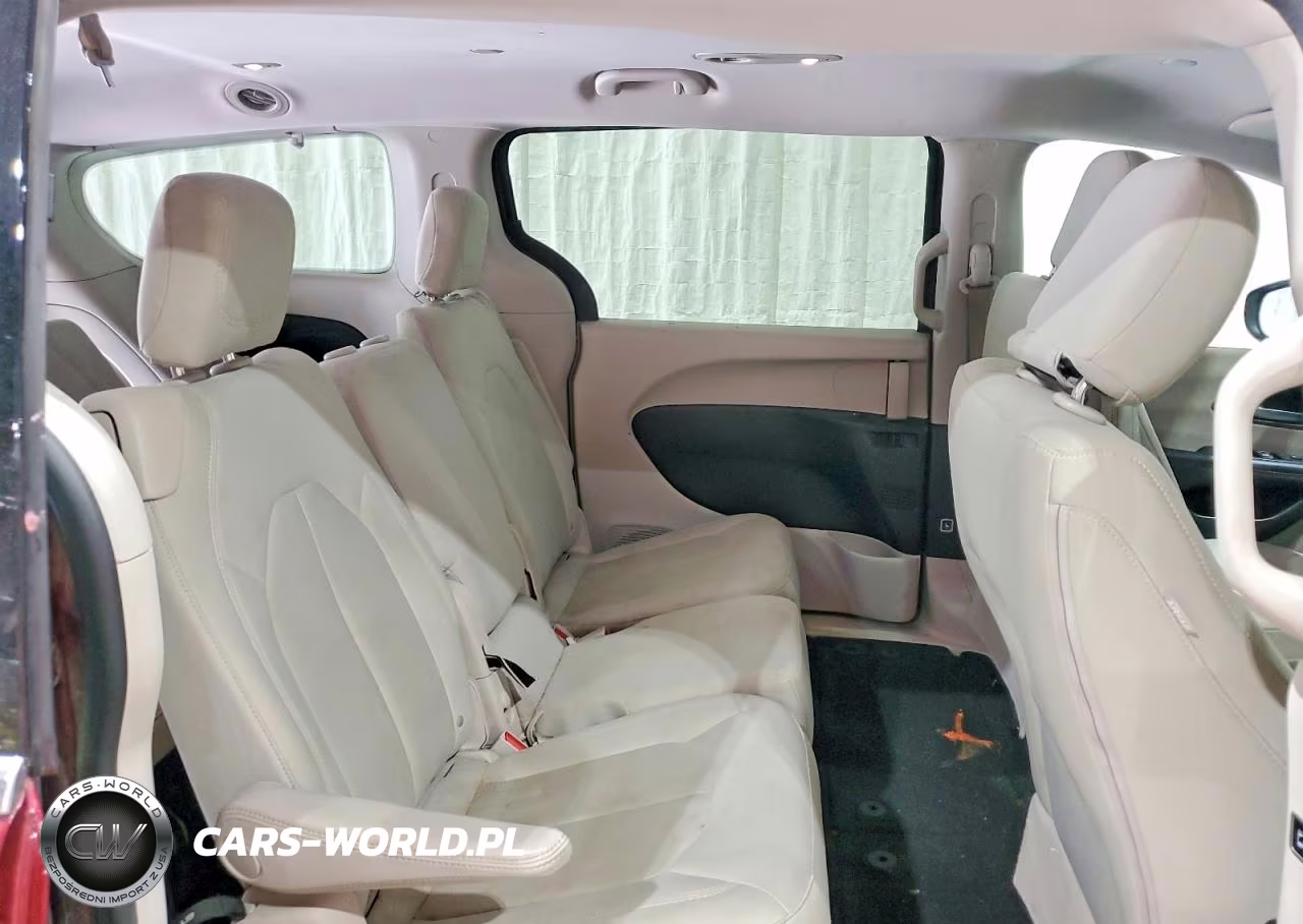 2017 Chrysler Pacifica Touring VIN:2C4RC1DG2HR509049 - 11