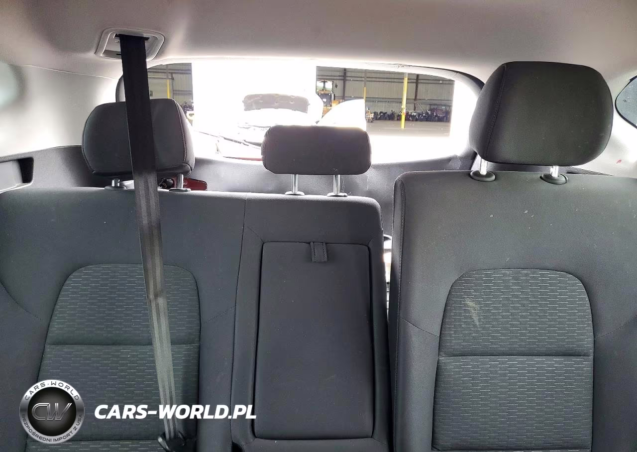 2019 Hyundai Tucson Se VIN:KM8J2CA48KU919155 - 10