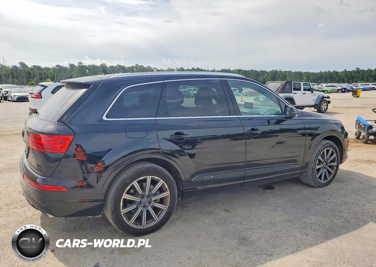 2017 Audi Q7 Premium VIN:WA1AAAF72HD057553 - 3