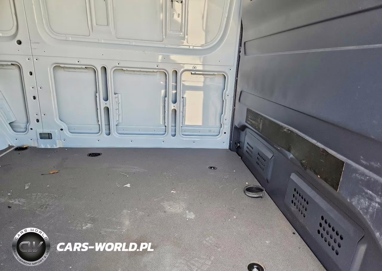 2024 Mercedes Benz Sprinter 2500 VIN:W1Y4KBHYXRT169600 - 10