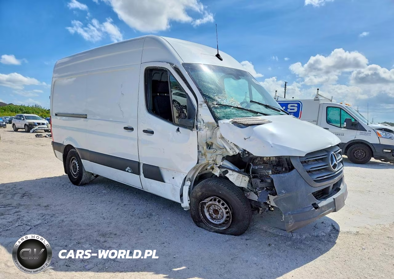 2024 Mercedes Benz Sprinter 2500 VIN:W1Y4KBHYXRT169600 - 4