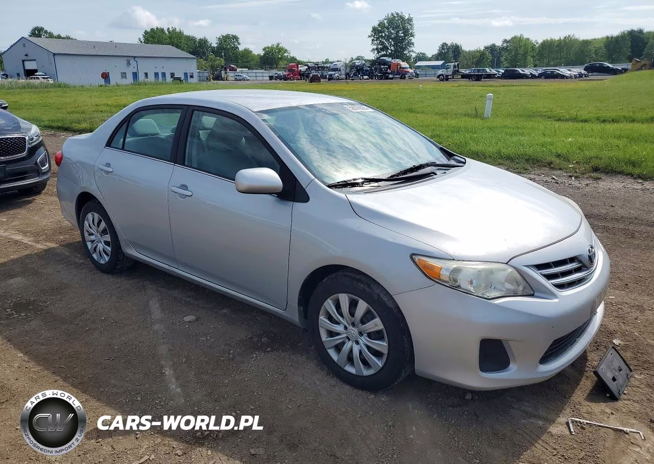 2013 Toyota Corolla Le VIN:2T1BU4EE5DC971340 - 4