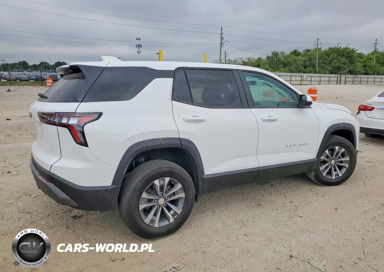 2026 Chevrolet Equinox Lt VIN:3GNAXHEG2TL397858 - 3