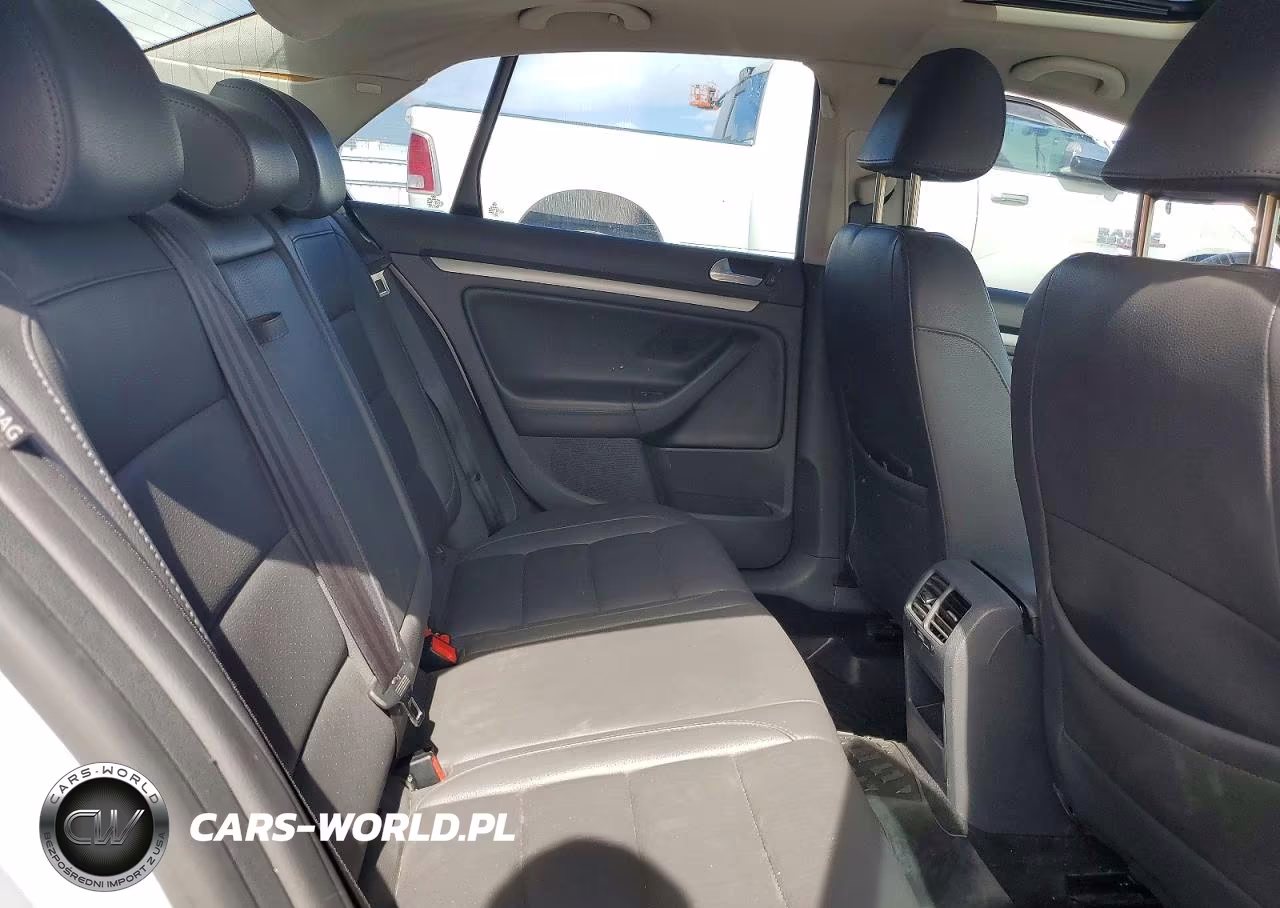 2007 Volkswagen Jetta Wolfsburg VIN:3VWEF81K87M087685 - 10
