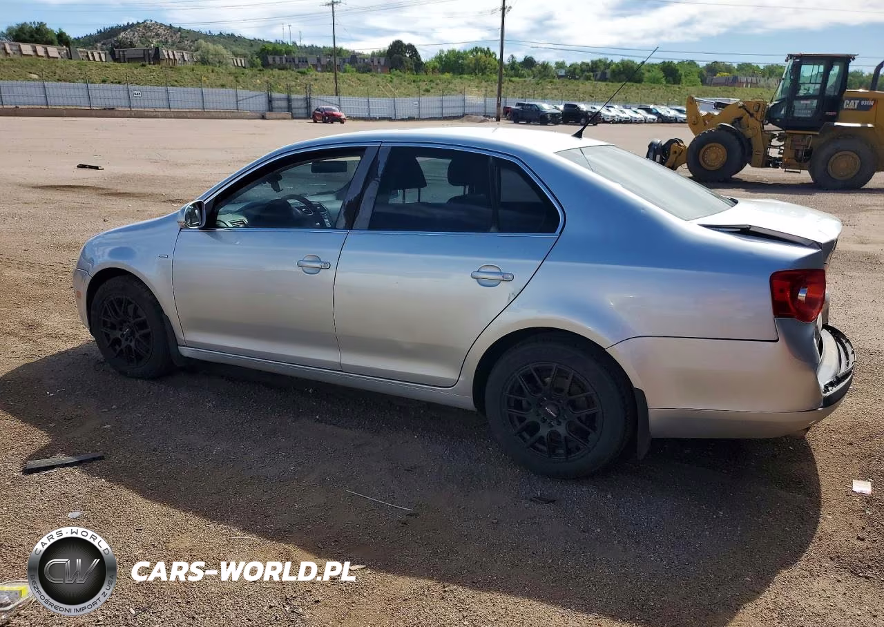 2007 Volkswagen Jetta Wolfsburg VIN:3VWEF81K87M087685 - 2