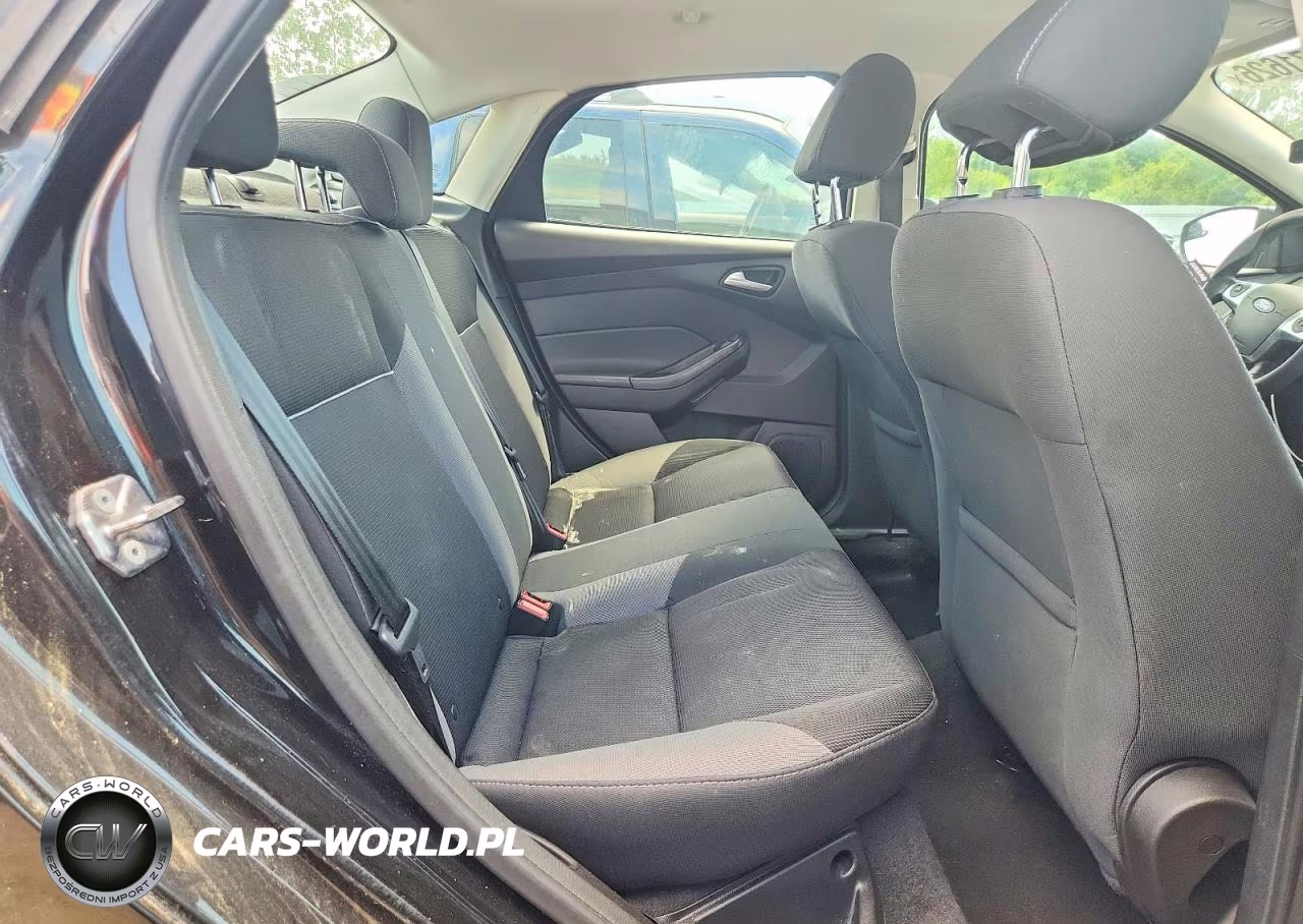 2014 Ford Focus Se VIN:1FADP3F24EL434568 - 10