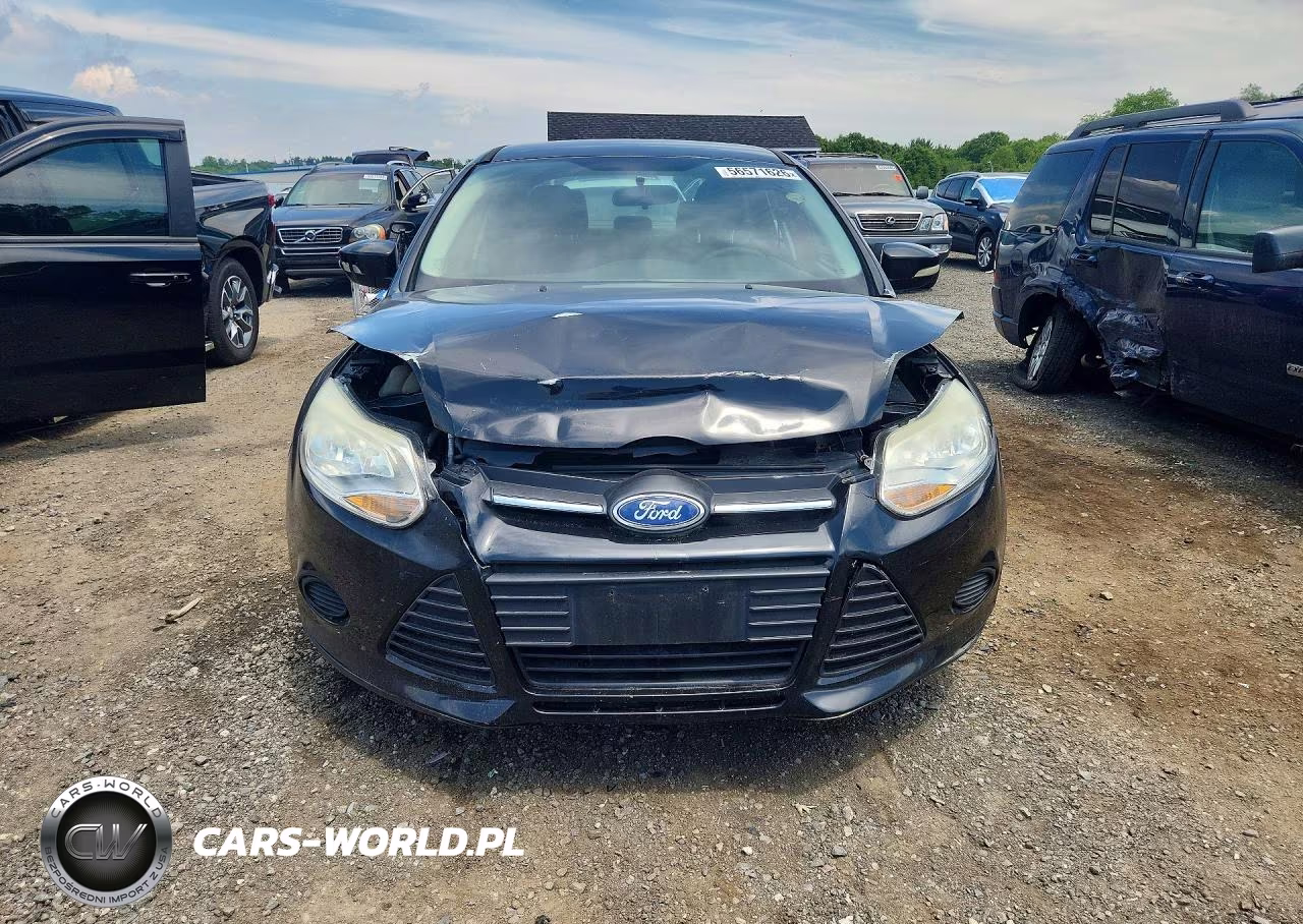 2014 Ford Focus Se VIN:1FADP3F24EL434568 - 5