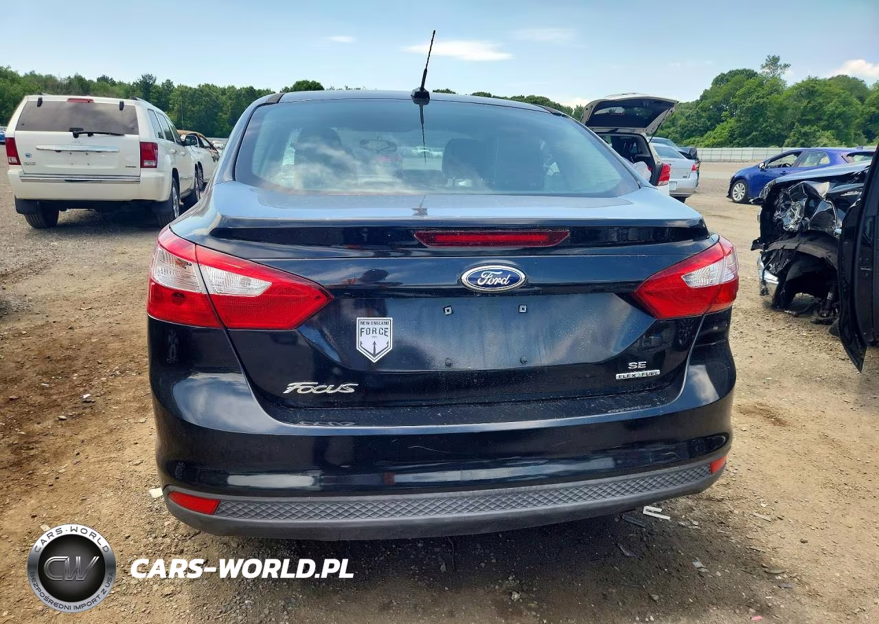 2014 Ford Focus Se VIN:1FADP3F24EL434568 - 6