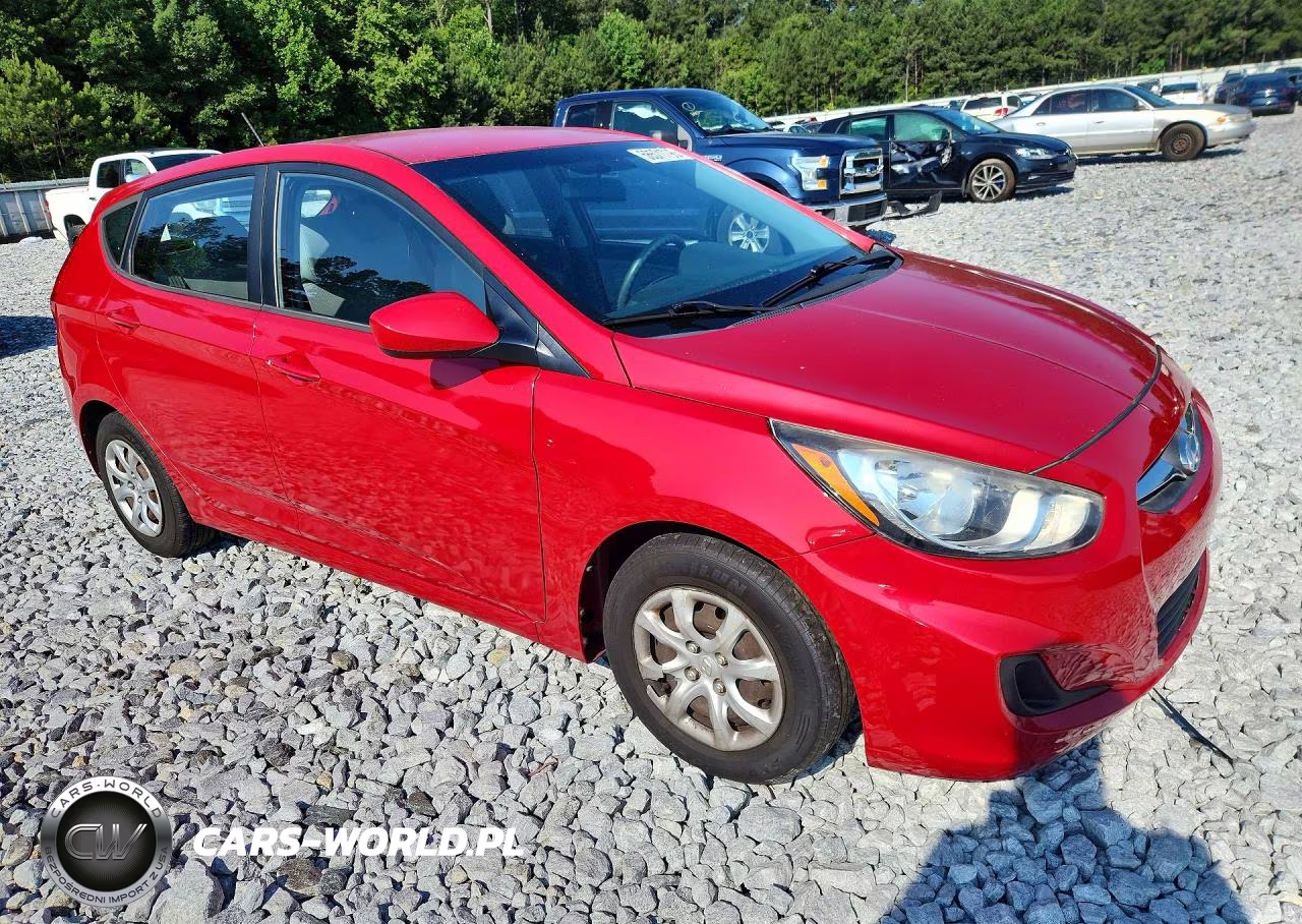 2014 Hyundai Accent Gs VIN:KMHCT5AE5EU183824 - 4