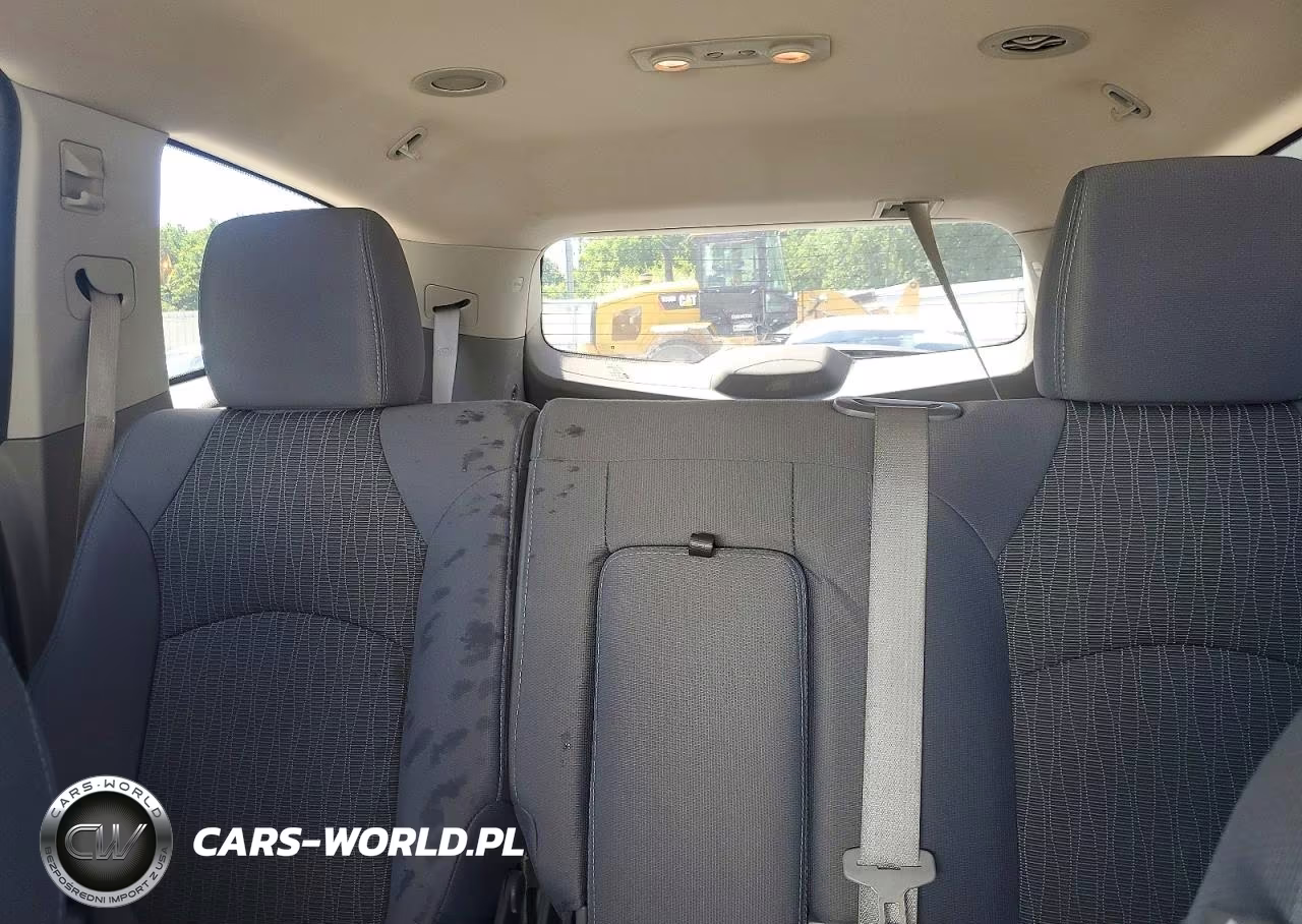 2013 Chevrolet Traverse Ls VIN:1GNKRFKDXDJ250516 - 10