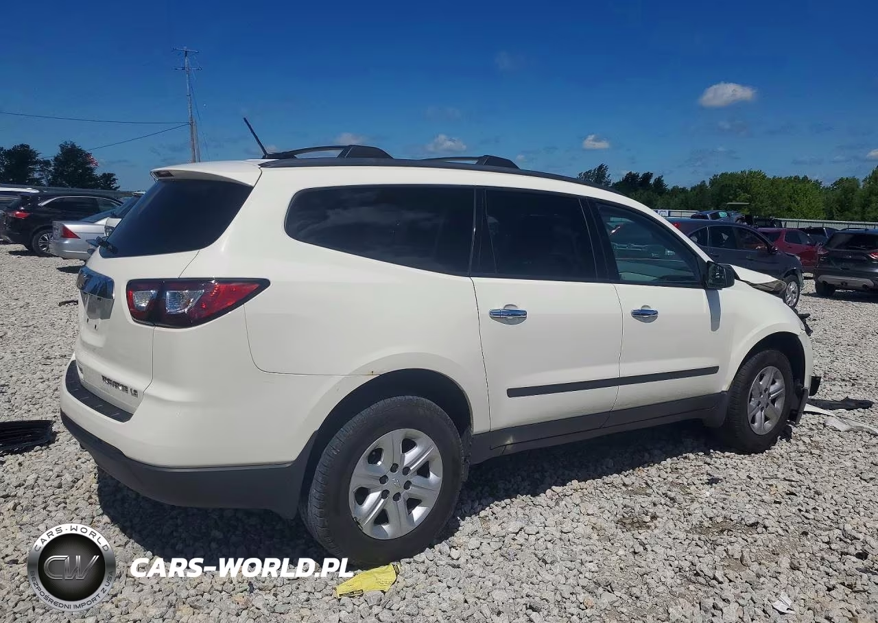 2013 Chevrolet Traverse Ls VIN:1GNKRFKDXDJ250516 - 3