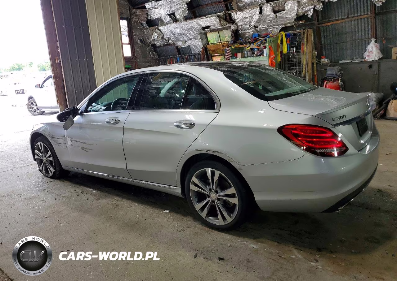 2016 Mercedes-Benz C 300 4Matic VIN:55SWF4KB9GU173654 - 2