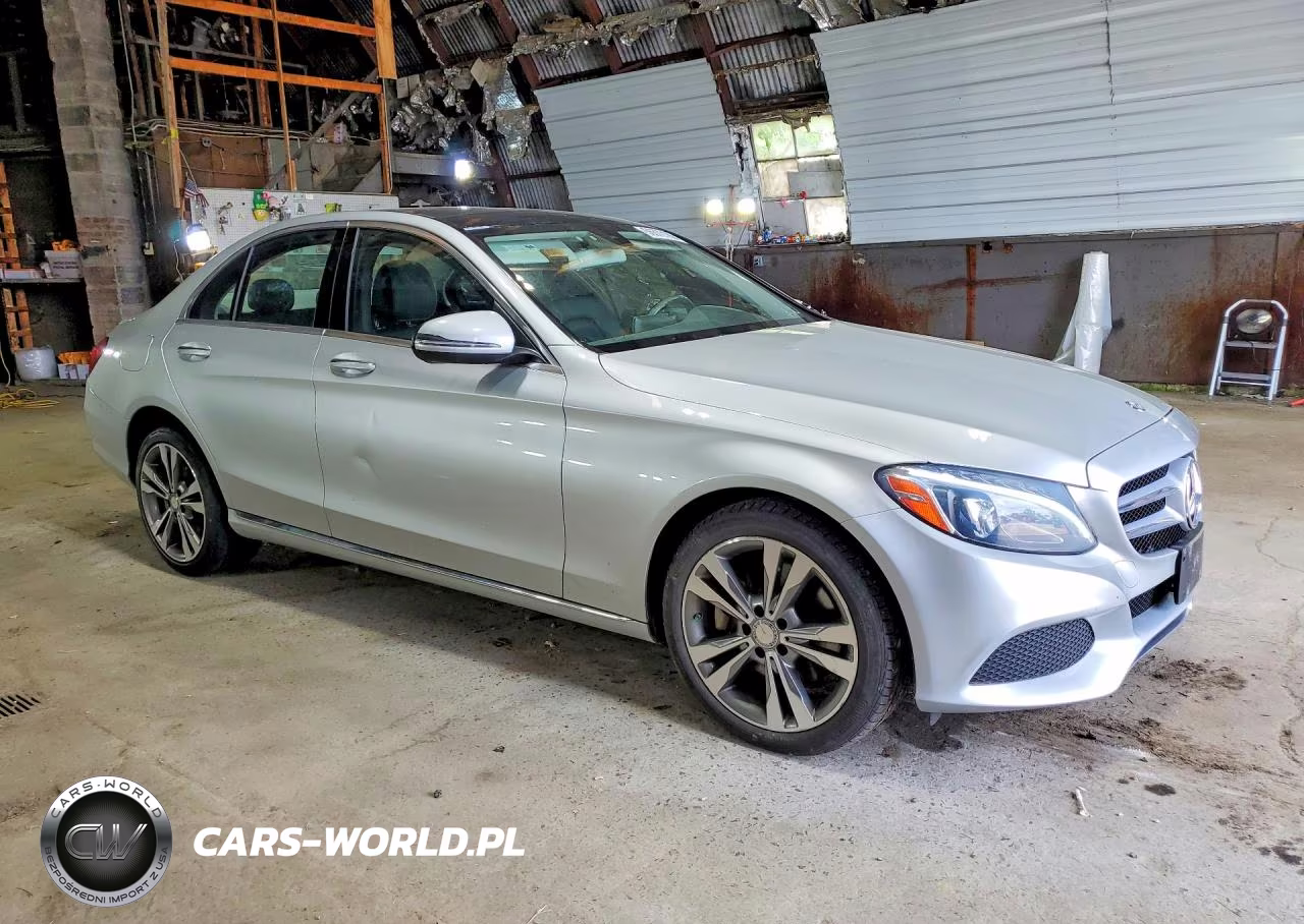 2016 Mercedes-Benz C 300 4Matic VIN:55SWF4KB9GU173654 - 4
