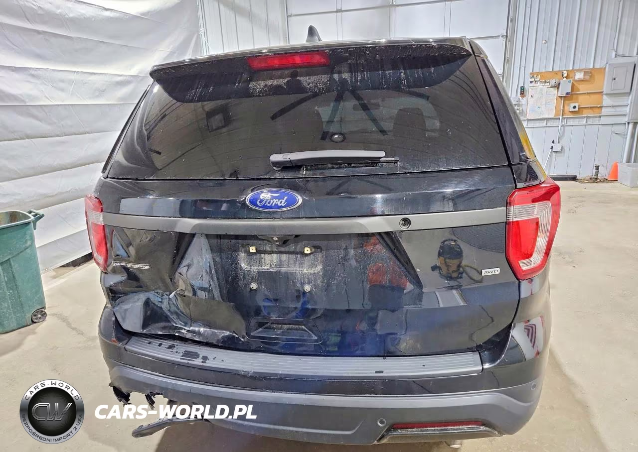 2018 Ford Explorer Police Interceptor VIN:1FM5K8AR2JGC17758 - 6