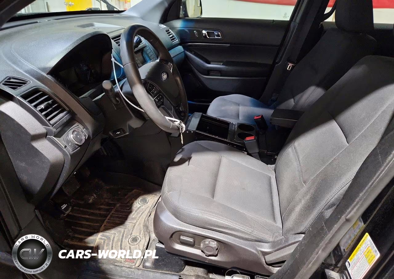 2018 Ford Explorer Police Interceptor VIN:1FM5K8AR2JGC17758 - 7