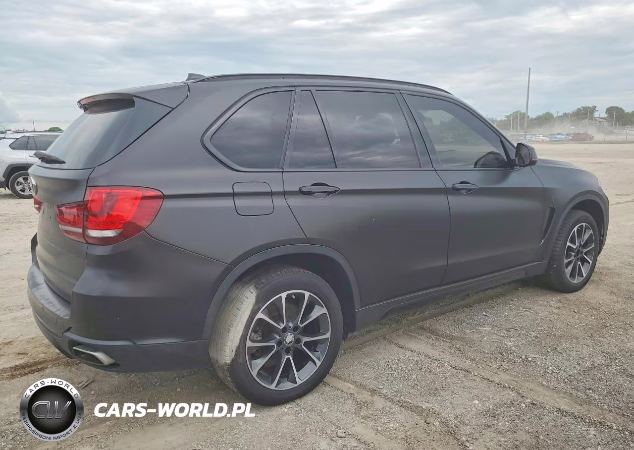 2018 BMW X5 xDrive35I VIN:5UXKR0C50J0X83603 - 3